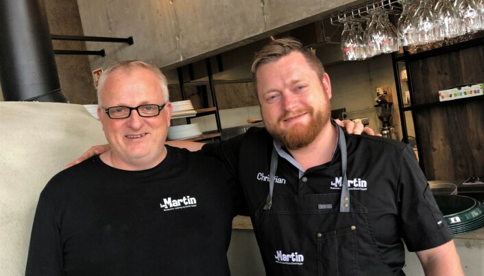 Broren Christian Christensen kom fra Danmark for å bidra til driften av Martins restauranter. Ifølge Martin er han nå på evighetskontrakt. Broren Christian Christensen kom fra Danmark for å bidra til driften av Martins restauranter. Ifølge Martin er han nå på evighetskontrakt.