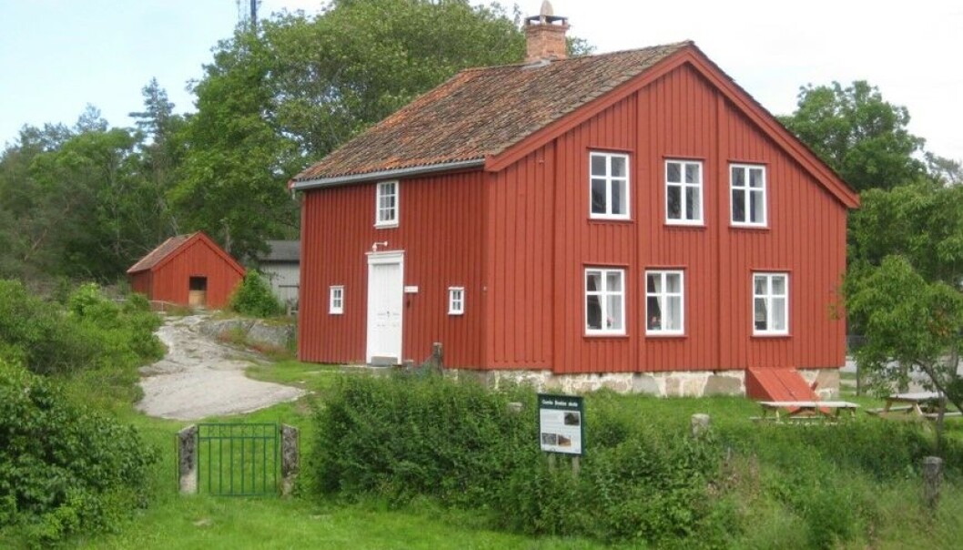 Brekke skole ble rehabilitert av Hvaler kulturvernforening for noen år siden Brekke skole ble rehabilitert av Hvaler kulturvernforening for noen år siden