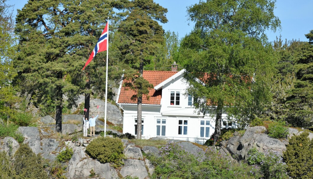 Gratulerer med dagen, fra Nordre Sandøy