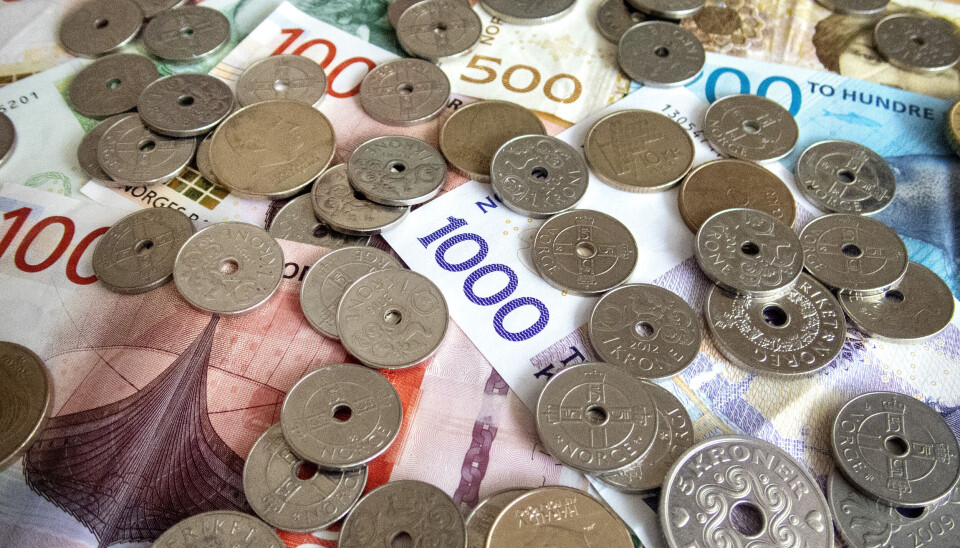 Undersøkelse: Folk mister nattesøvnen av økte renter og priser