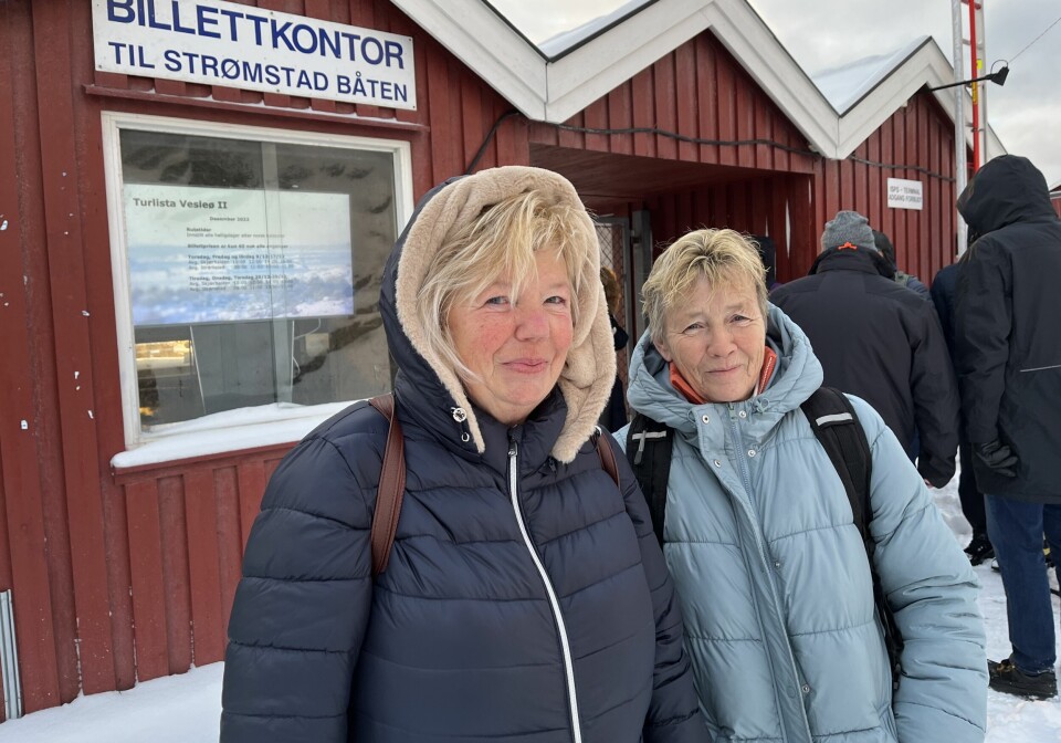 - Båtavgangene til Strømstad har vært et savn, mener Lill Chlasen og Wenche Gjøs fra Asmaløy. De to Hvaler-kvinnene tok første avgang med Vesleø II fredag.