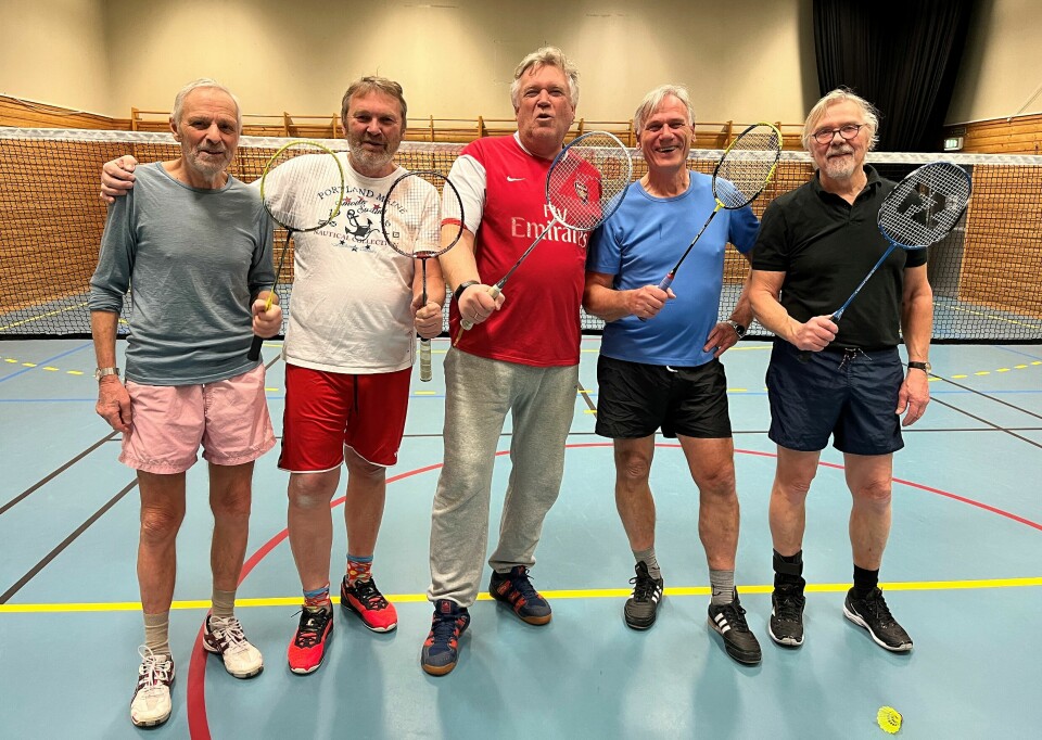 Litt 'alvor' og mye moro: Fra venstre: Arne Nystrøm, Tor Martinsen, Øystein Dolve, Asger ... og Dagfinn Ørdal.