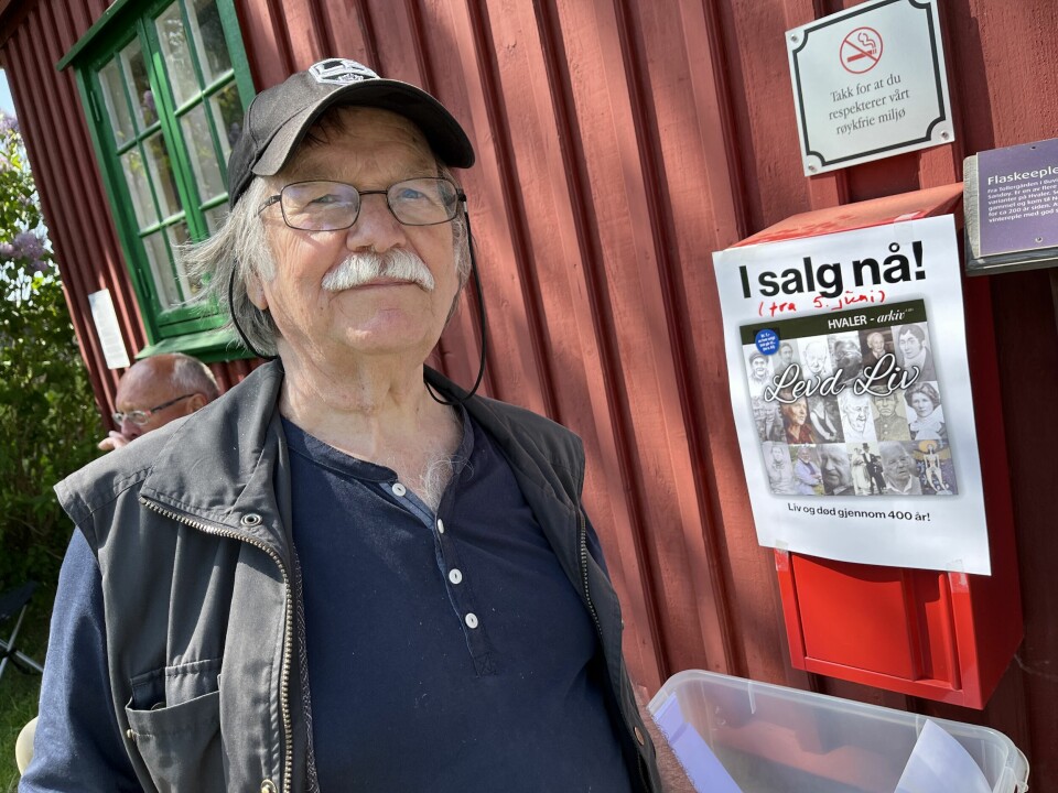 Ulf Hjardar, lokalhistorisk skribent, var til stede med noen av sine bøker. 'Levd liv' kommer på markedet 5. juni.
