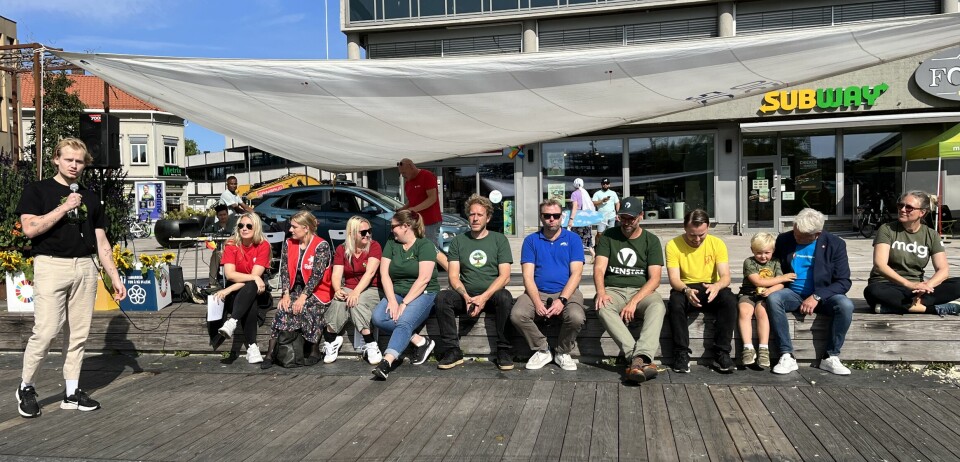 Utspørringen av lokale Fredrikstad-politikere på torget lørdag ble en traust affære med få gode svar for Hvaler-demonstrantene.