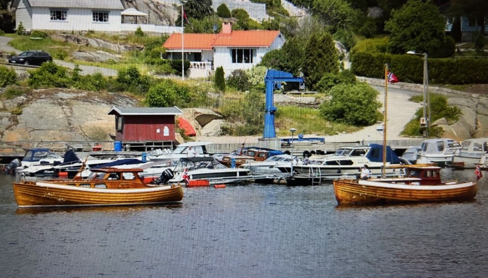 Spjærøykryssere på vei ut Skjelsbusundet