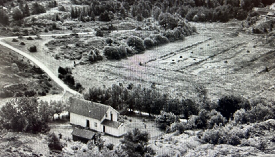 Allerød skolestue (1868 – 1890) Asmaløys første, senere også et samlingsted for øyas ungdom.
