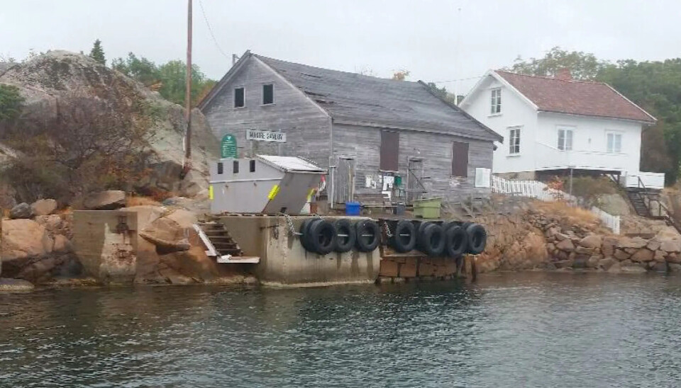 Hvaler kommune forbereder ny brygge for beredskap på Nordre Sandøy. Hva skal brygga da brukes til, og hvorfor legger kommunen til rette for den bilkjøringen man nettopp vil stoppe?, spør Nordre Sandøy Vel i denne kronikken.