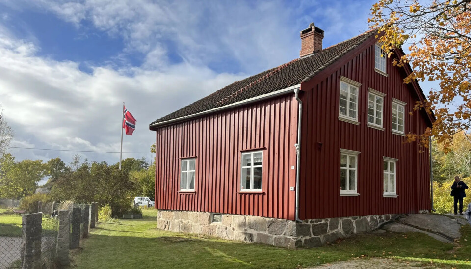 Slik pryder den tomten på Kirkøy, Gamle Brekke skole.
